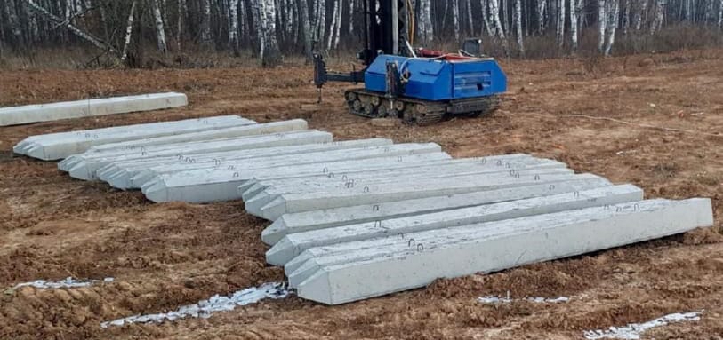 Фундамент на забивных ЖБ сваях
