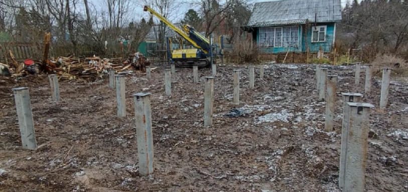 Фундамент на забивных ЖБ сваях