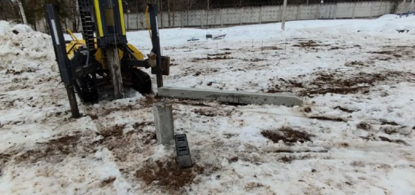 Фундамент на забивных ЖБ сваях